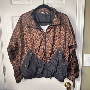 MTA PRO Windbreaker Jacket Cheetah Print Zip-Up Vintage Y2K
Size medium